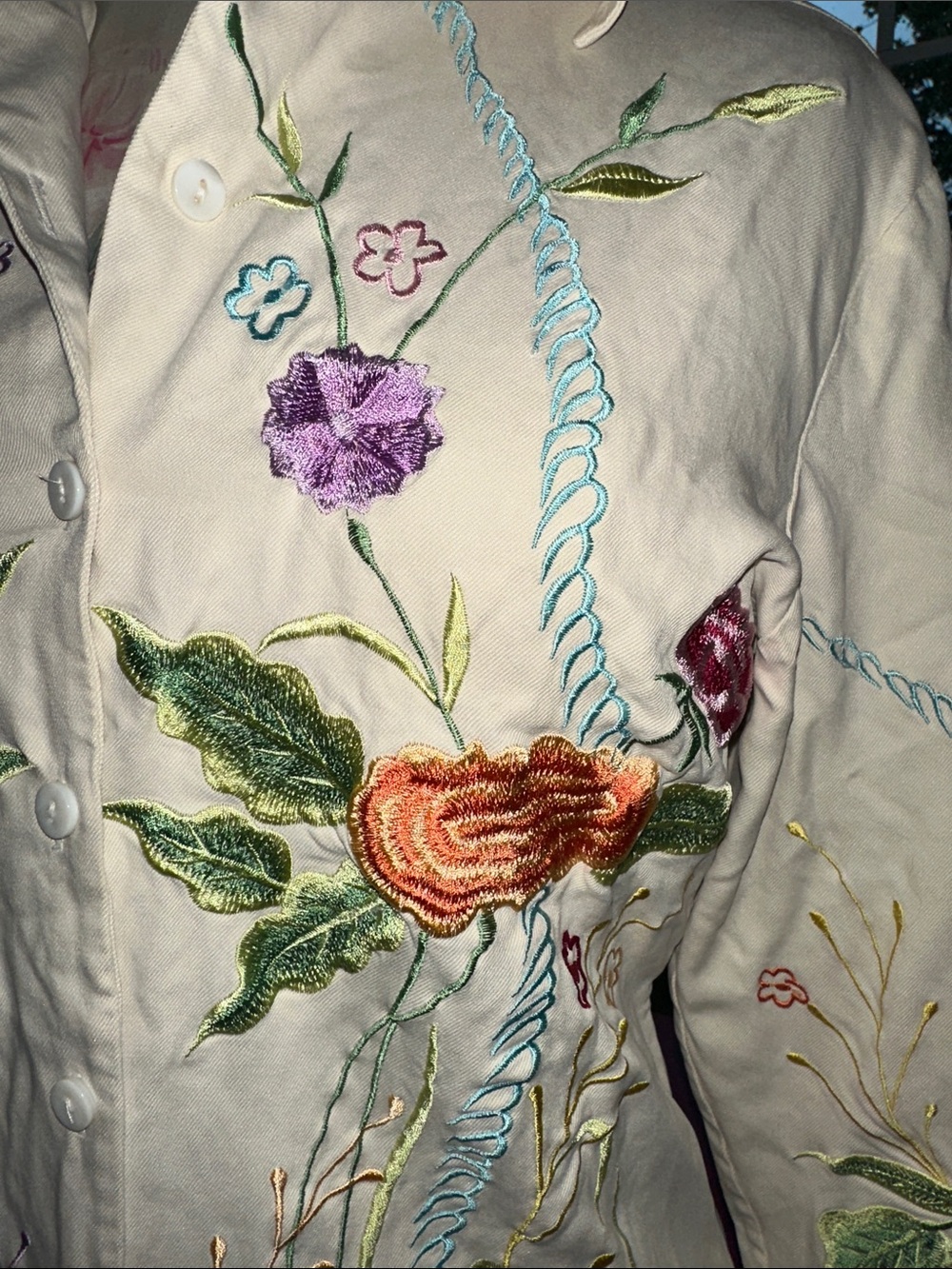 Vintage Bobby Chan Cream Embroidered Floral Button-Down Shirt - Picture 3 of 13